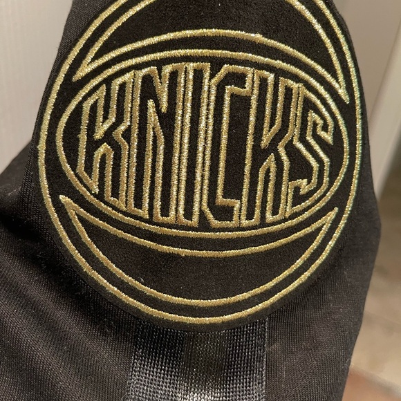 Black Athletic Shorts with Knicks Logos - Picture 4 of 9